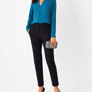 Ann Taylor The High Rise Cuffed Ankle Pant  size 6